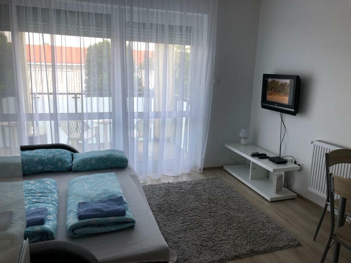 Апартаменты Belle Casa 34 Дебрецен Экстерьер фото